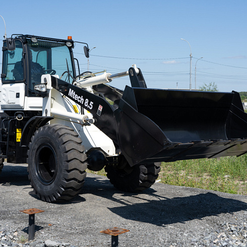 комплект для первого то — в подарок для техники manitech картинка