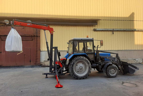 Тракторный кран манипулятор уммагро